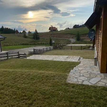 Planinska Kuca Lane